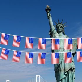 1pcs American Flag; American Flag Decor; banner Flags; Independence Day Banner American Flag; Flag banner; Suitable For Patriotic Events; Sports; (Items: 393.7 inch with 30 flags)